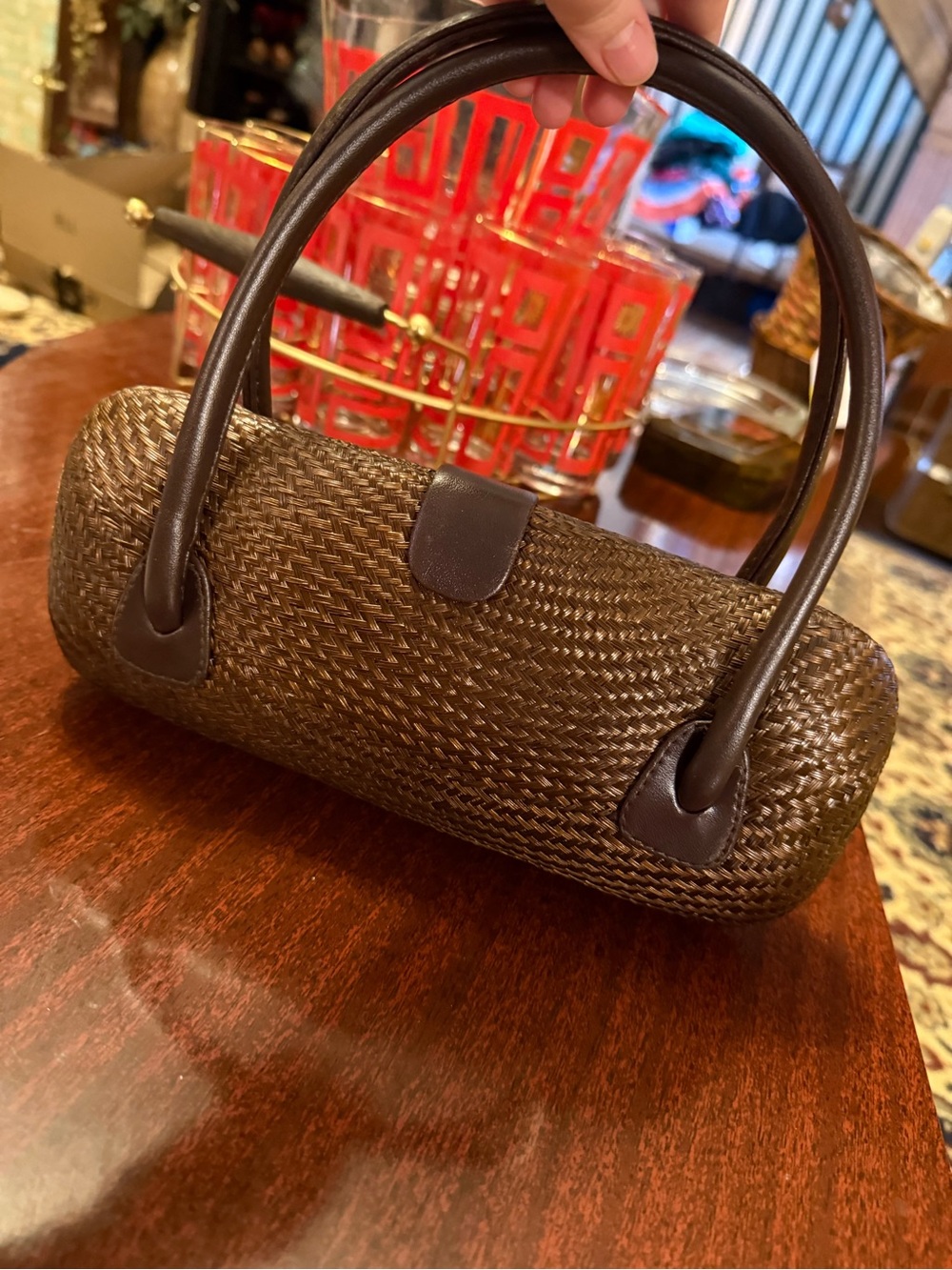 Dead Stock NWOT Woven Barrel-Style Handbag in Dark Brown- Le Sac - Picture 2 of 3